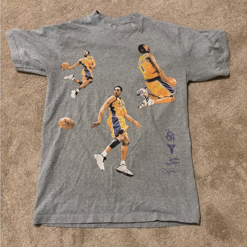 Gray Graphic Men's Short Sleeve Tee